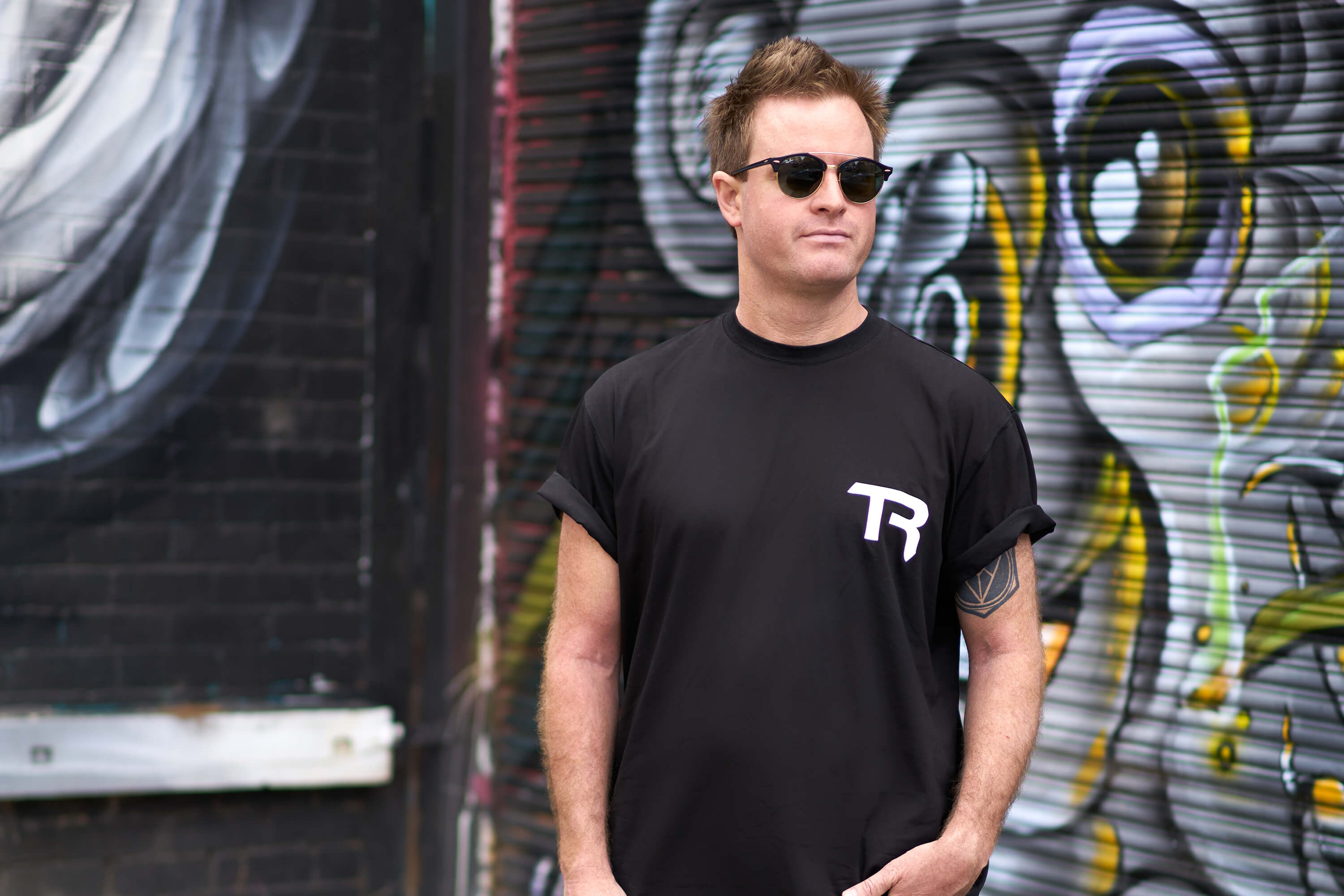 trak-racer-tr-monogramm-baumwoll-t-shirt-schwarz-relaxed-fit image 4