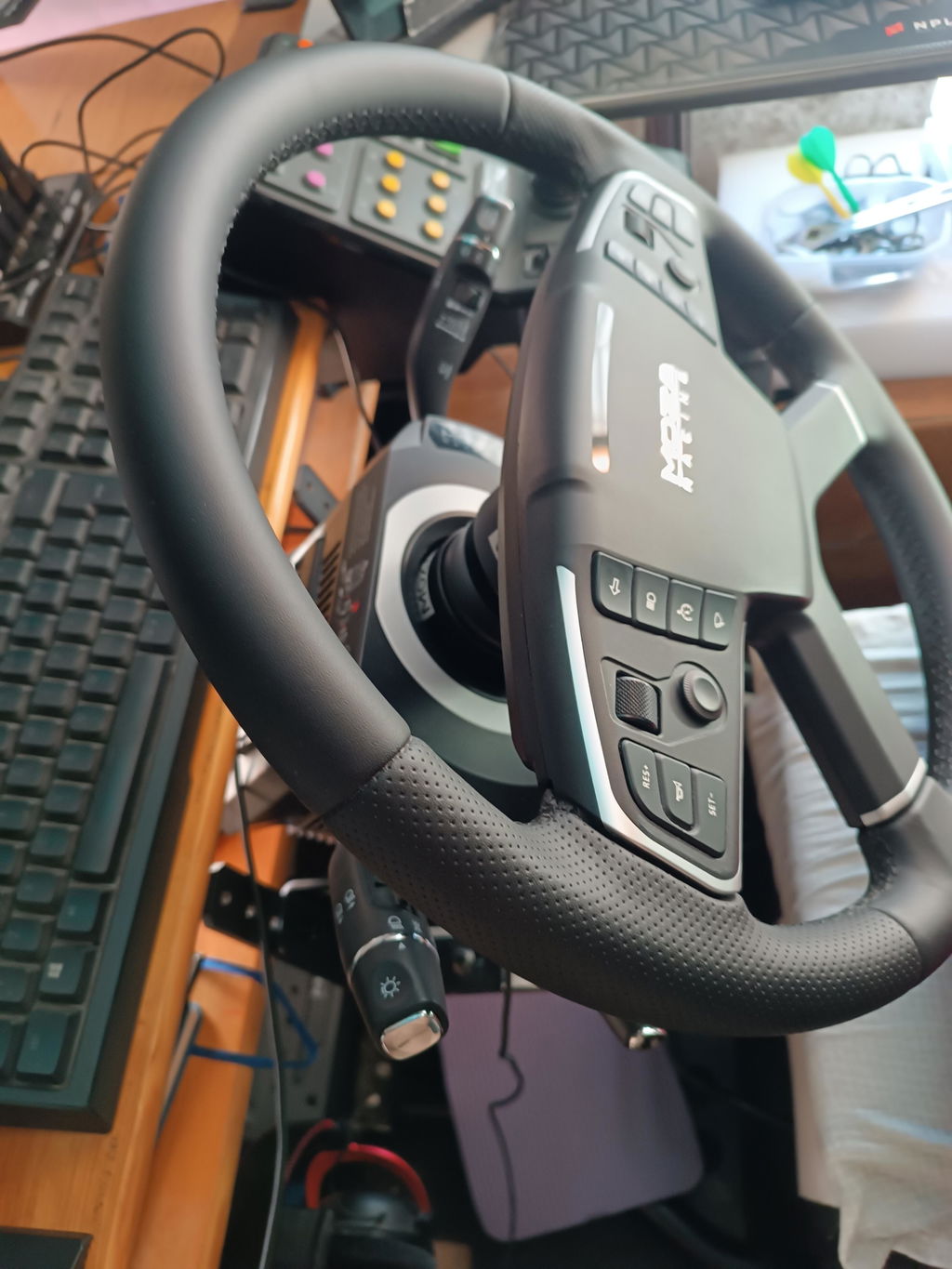 Wie im echten LKW