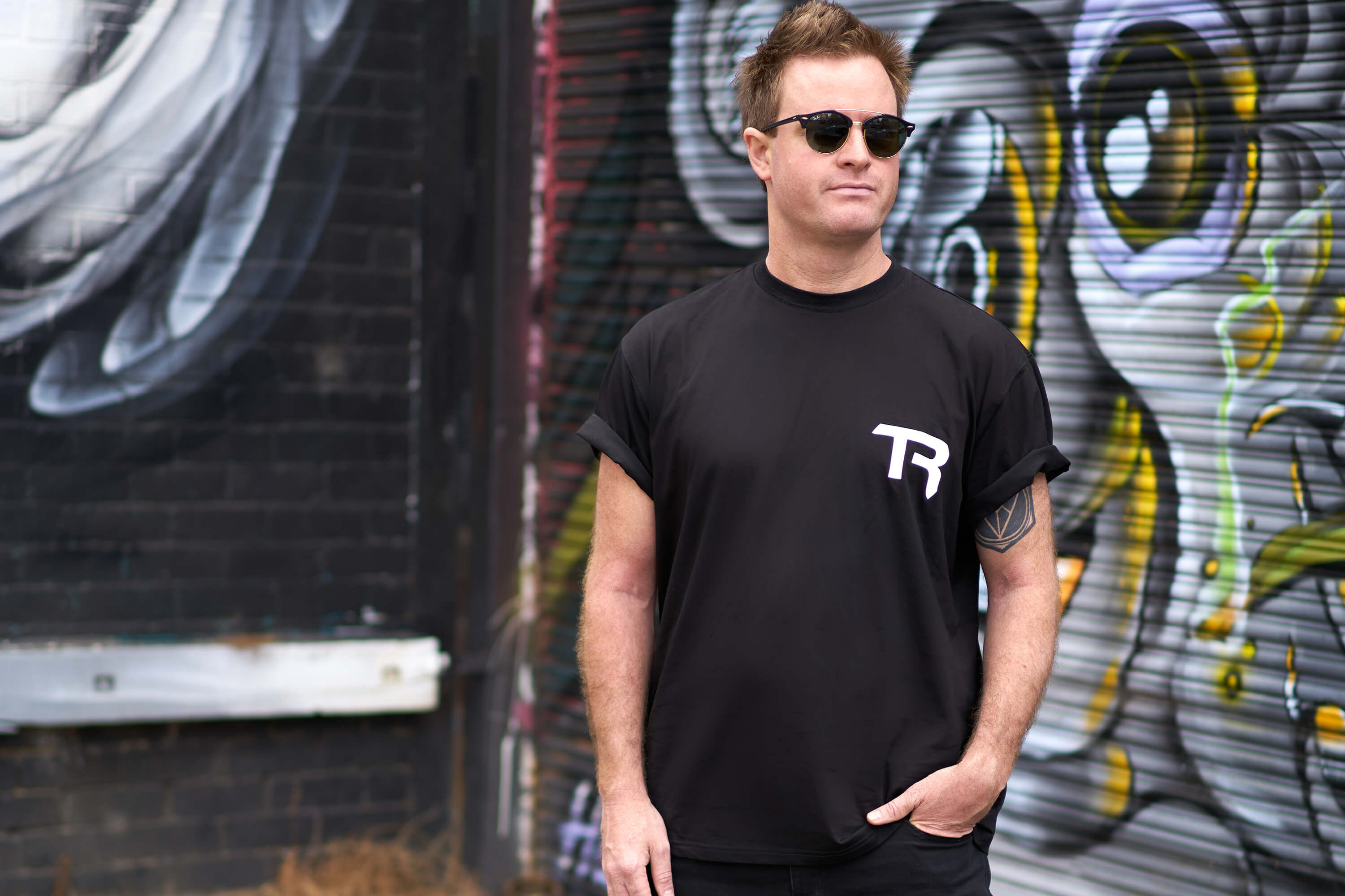 trak-racer-tr-monogramm-baumwoll-t-shirt-schwarz-relaxed-fit image 3
