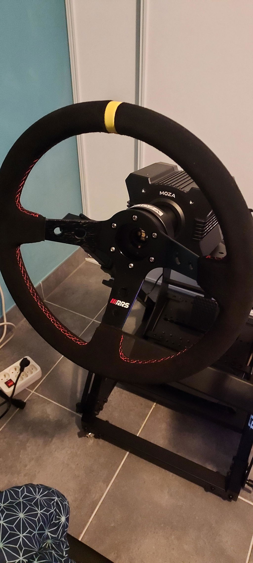 Pflichtkauf für MOZA-Fahrer mit Custom-Wheel